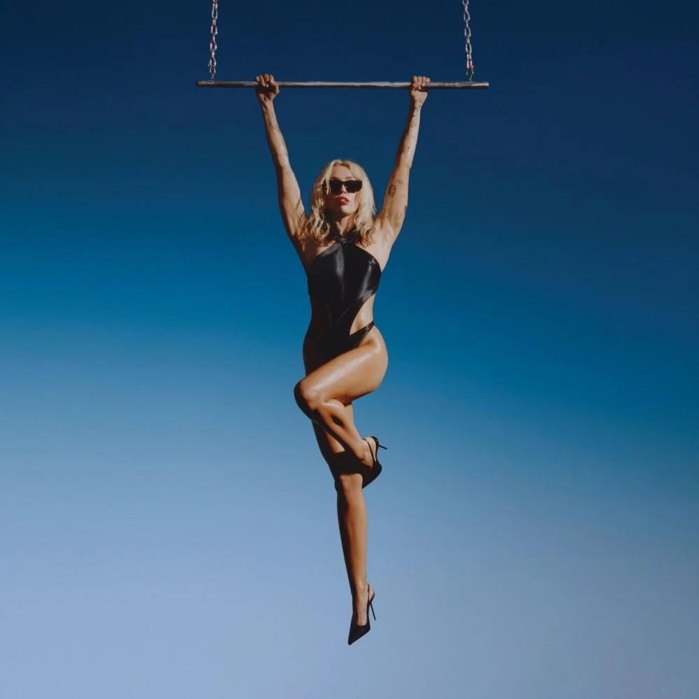 Miley Cyrus - Endless Summer Vacation album cover